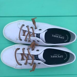 Sperry Sneakers